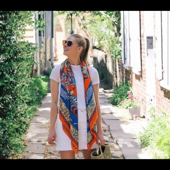 NWOT Scarf - Picture 6 of 7